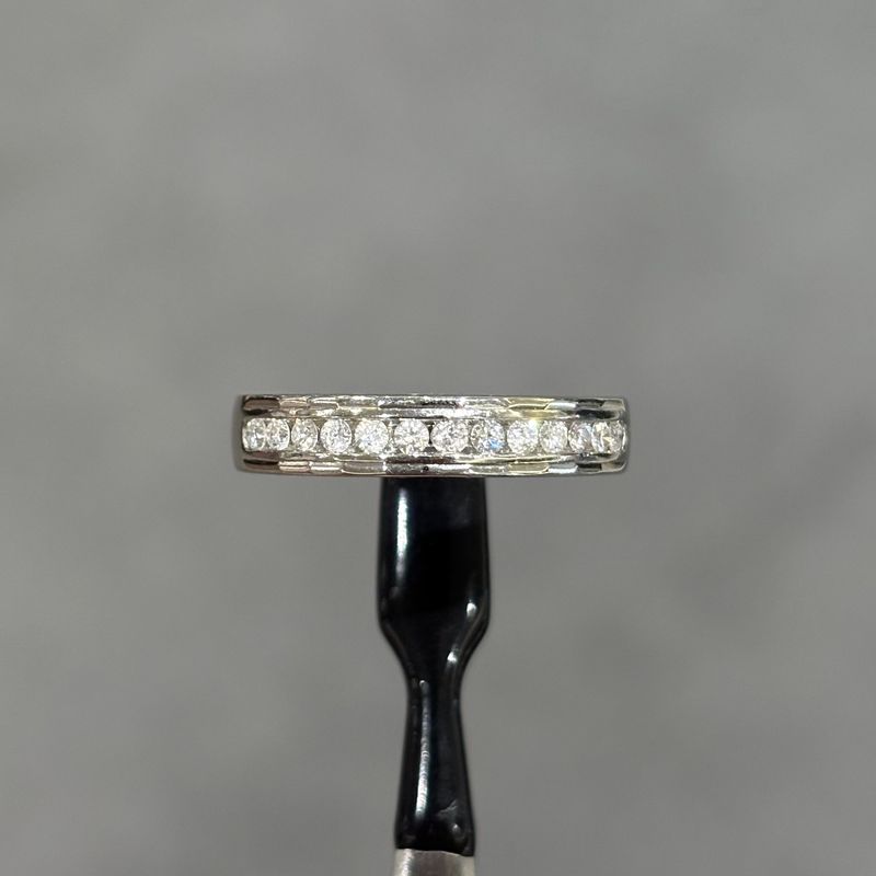 Pre-Owned Platinum 0.26ct Diamond Chanel Set 1/2 ET