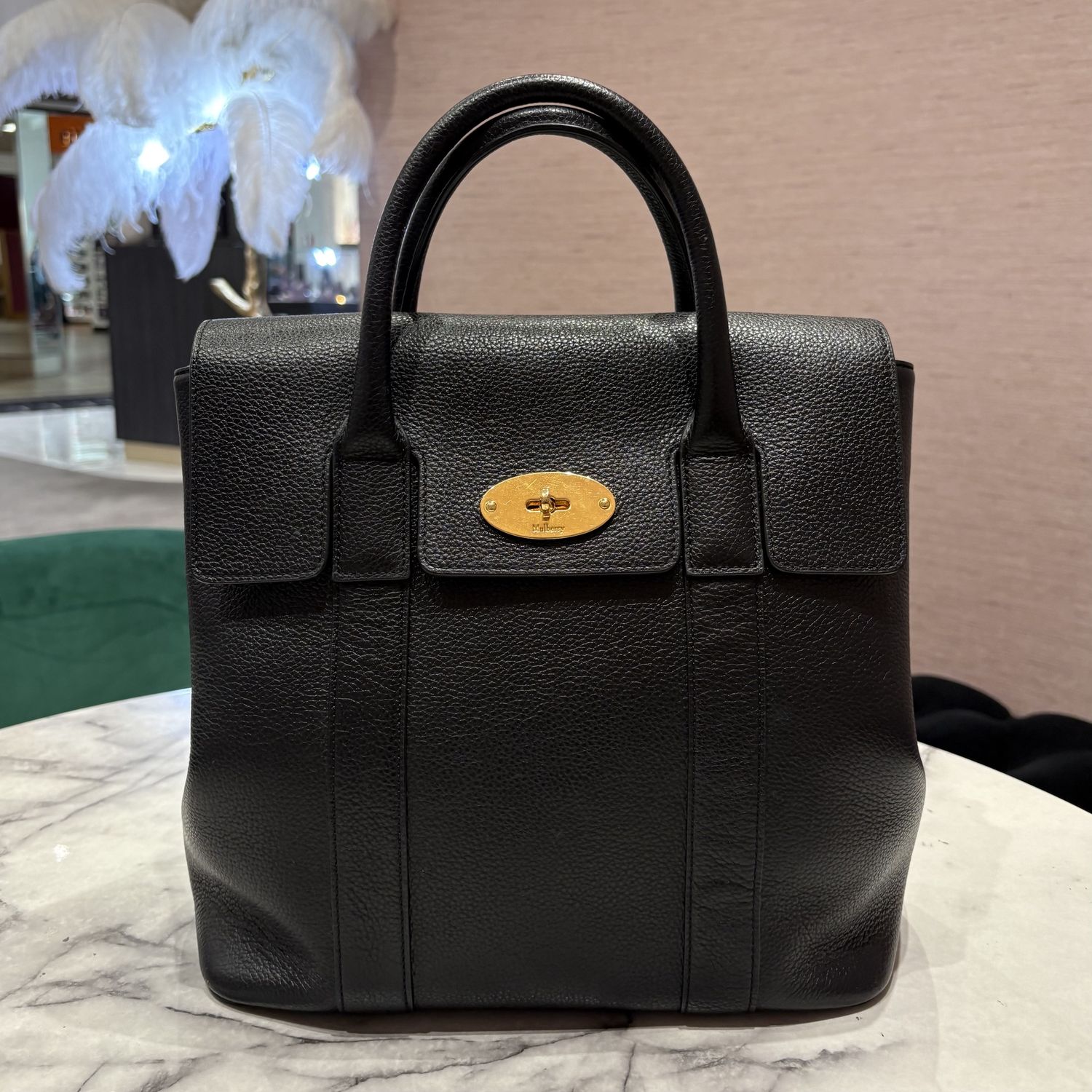 Pre-Owned Mulberry Bayswater Backpack in Black Classic Grain Leather with Gold-Tone Hardware