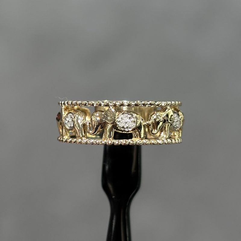 Pre-Owned 9ct Yellow Gold Open Work Elephant Eternity Ring Pre-Owned 9ct Yellow Gold Open Work Elephant Eternity Ring
