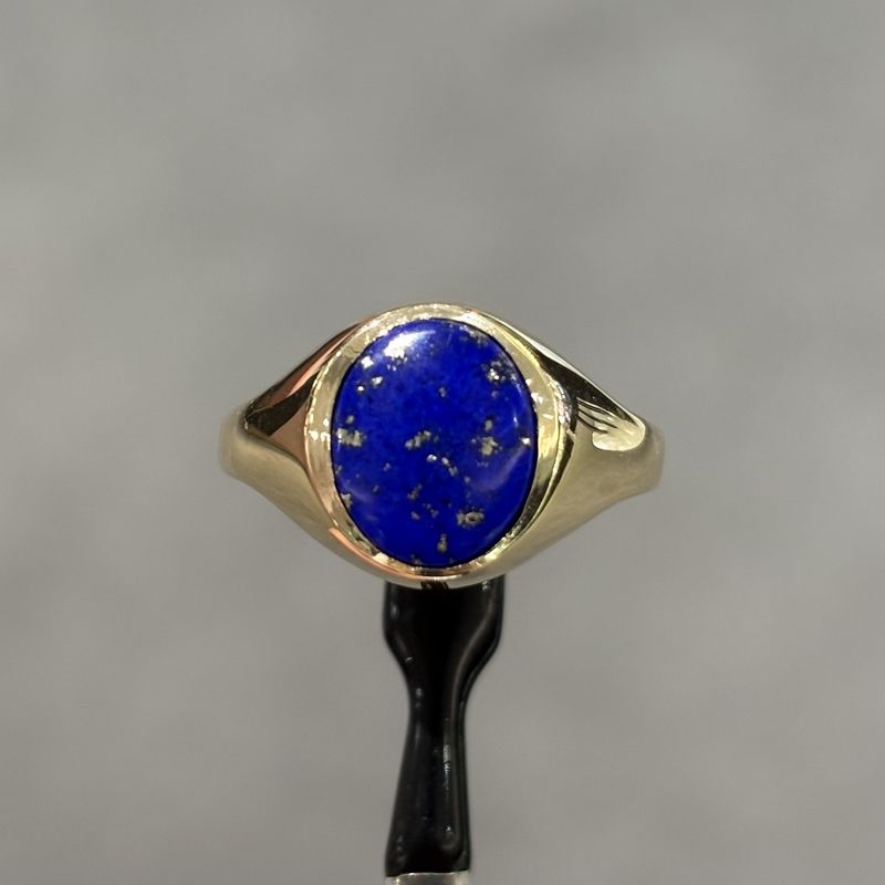 Pre-Owned 9ct Yellow Gold Lapis Lazuli Gents Signet Ring