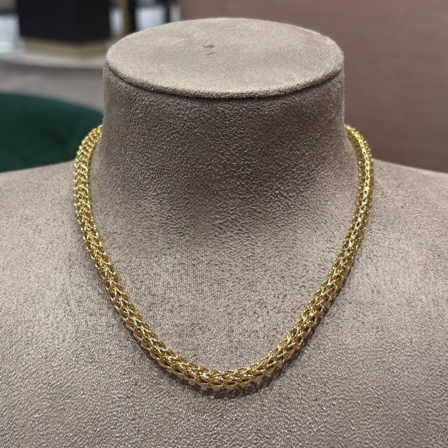 Pre-Owned 18ct Yellow Gold Wheat Link 17" Chain Pre-Owned 18ct Yellow Gold Wheat Link 17" Chain