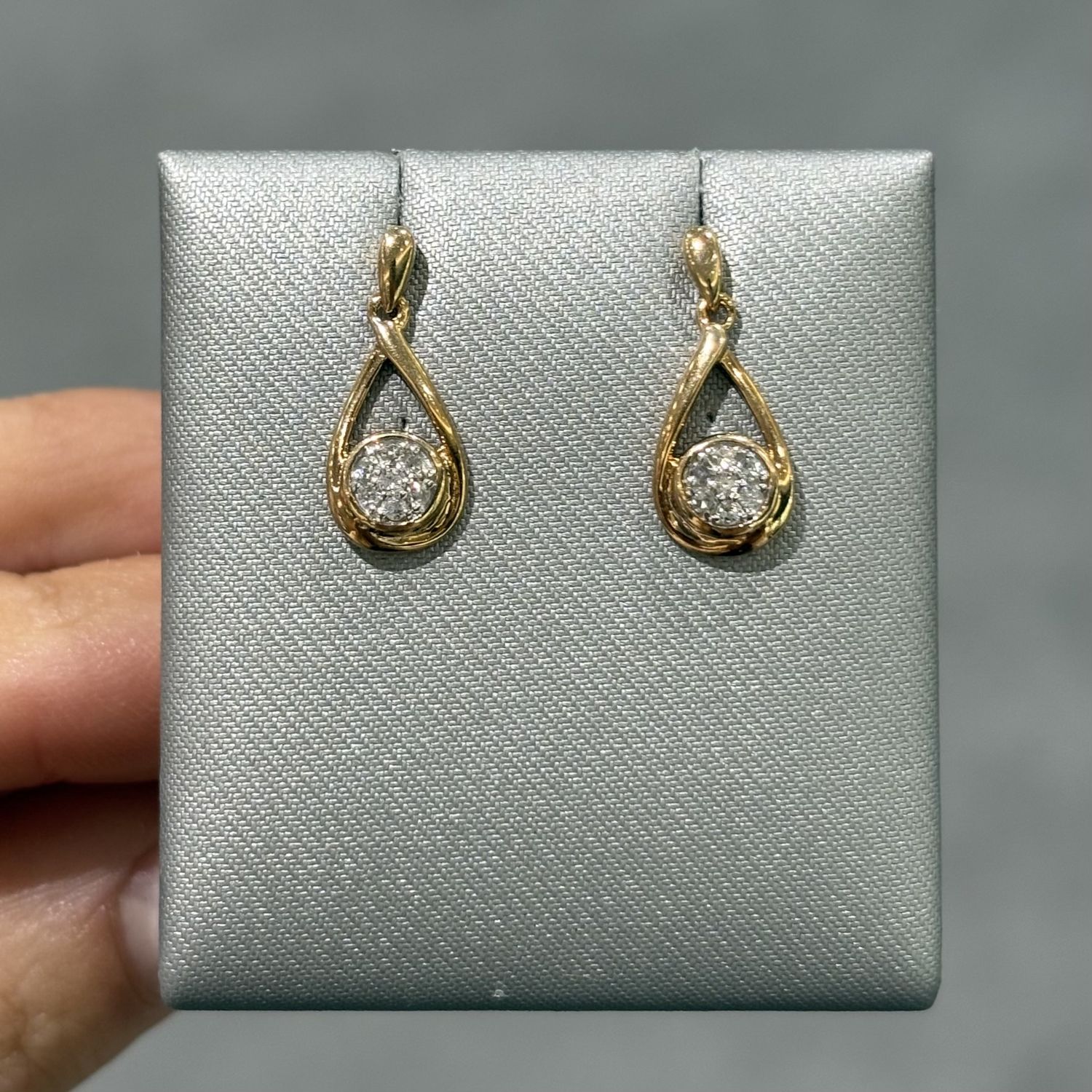 Pre-Owned 9ct Yellow Gold 0.10ct Diamond Cluster Pear Shape Drop Earrings