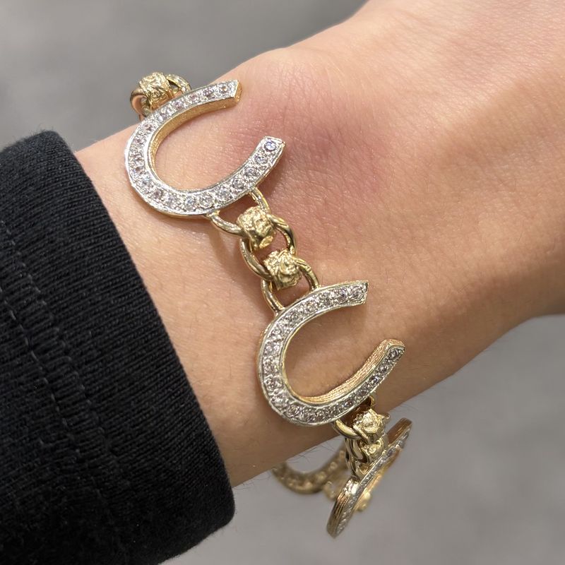 Pre-Owned 9ct Yellow Gold CZ Horseshoe Belcher Bracelet