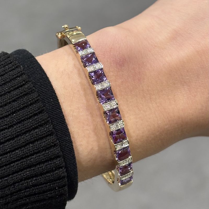 Pre-Owned 9ct Yellow Gold Amethyst &amp; Diamond Bangle 14.7g