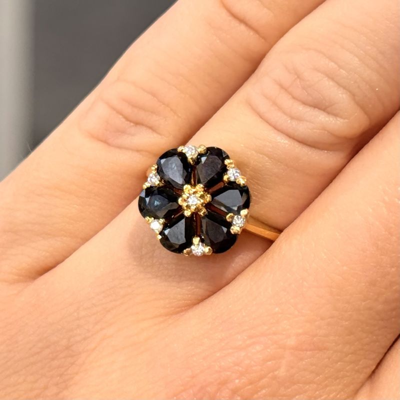 Pre-Owned 18ct Yellow Gold 1.90ct Sapphire &amp; 0.07ct Diamond Ring