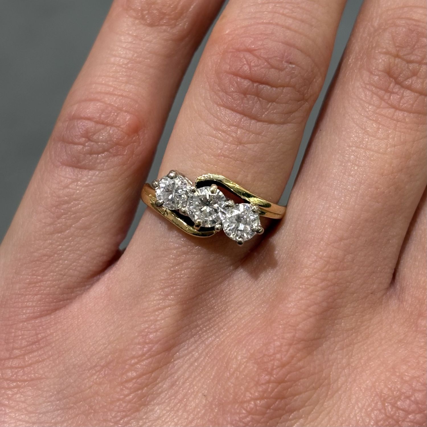 Pre-Owned 18ct Yellow Gold 0.80ct Diamond Three Stone Ring Pre-Owned 18ct Yellow Gold 0.80ct Diamond Three Stone Ring