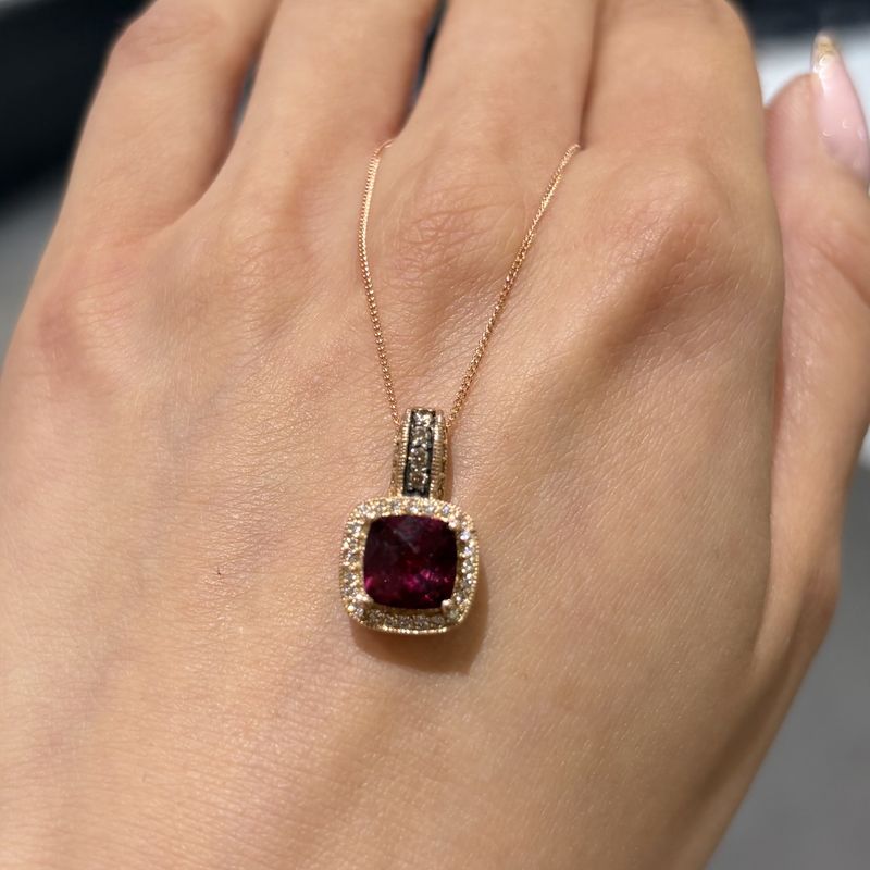 Pre-Owned 14ct Rose Gold Le Vian 1.52ct Rhodolite &amp; 0.23ct Diamond Pendant