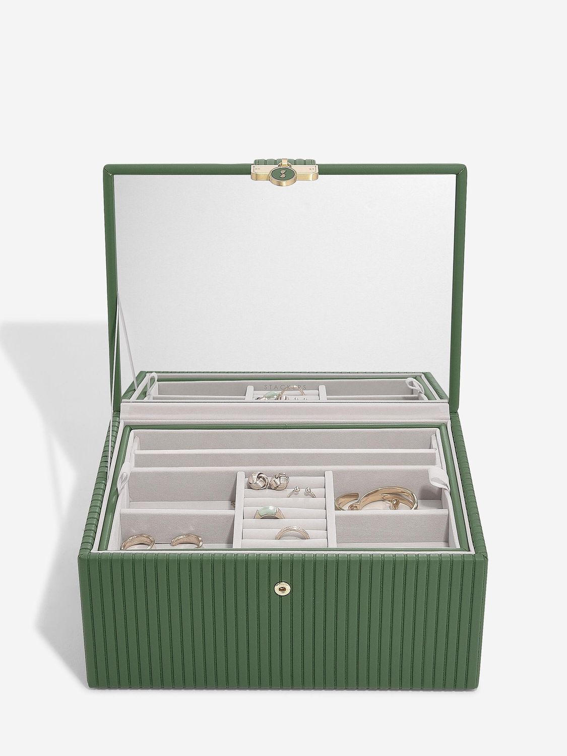 Luxury Classic Jewellery Box in Emerald Green Luxury Classic Jewellery Box in Emerald Green