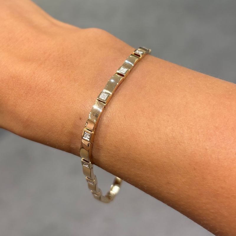 Pre-Owned 9ct Yellow Gold 0.15ct Diamond Bar Tennis Bracelet