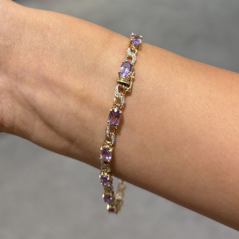 Pre-Owned 9ct Yellow Gold 4.20ct Oval Amethyst & 0.15ct Diamond Tennis Bracelet