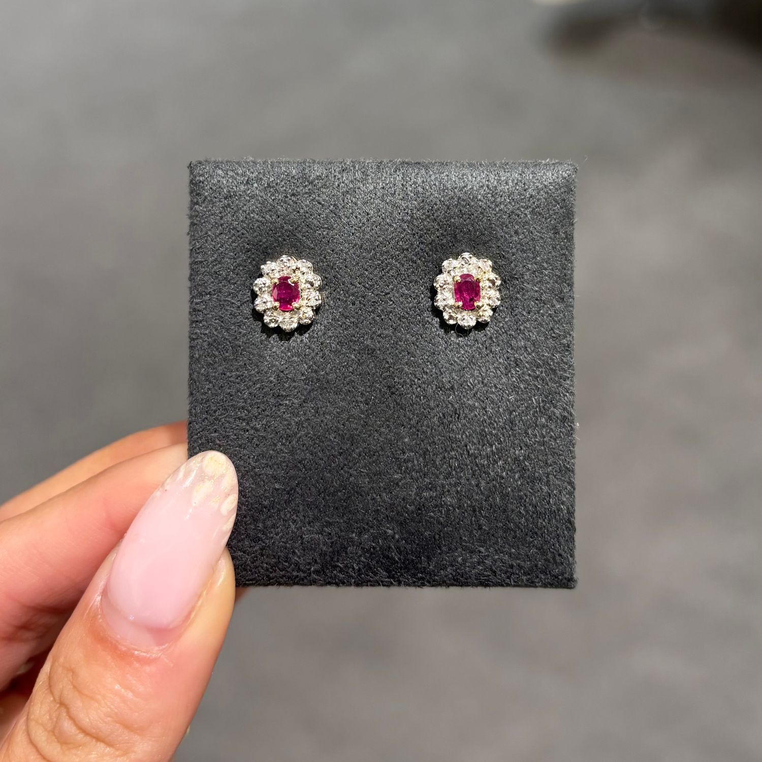 Pre-Owned 9ct Yellow Gold 0.17ct Ruby & Diamond Cluster Stud Earrings Pre-Owned 9ct Yellow Gold 0.17ct Ruby & Diamond Cluster Stud Earrings