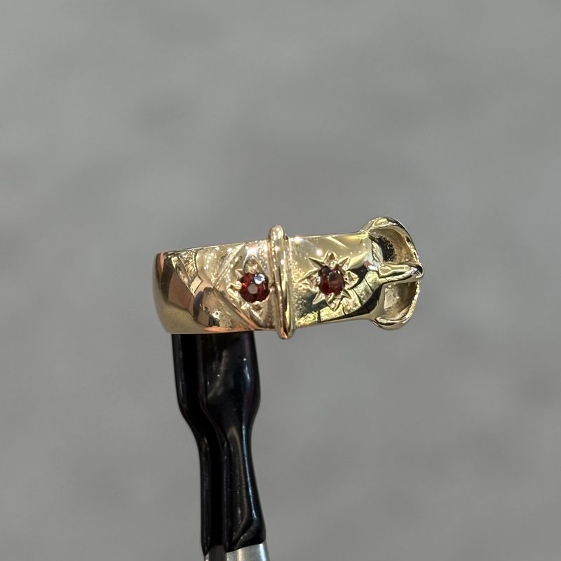 Pre-Owned 9ct Yellow Gold Two Stone Garnet Buckle Ring