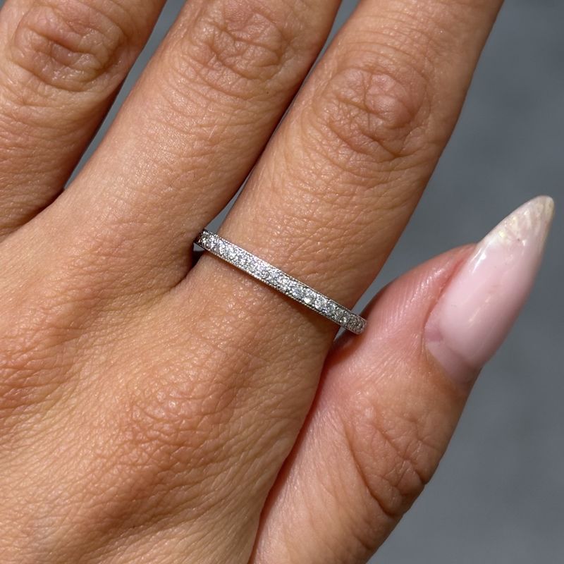 Pre-Owned 18ct White Gold 0.10ct Diamond 1/2 ET Ring Pre-Owned 18ct White Gold 0.10ct Diamond 1/2 ET Ring