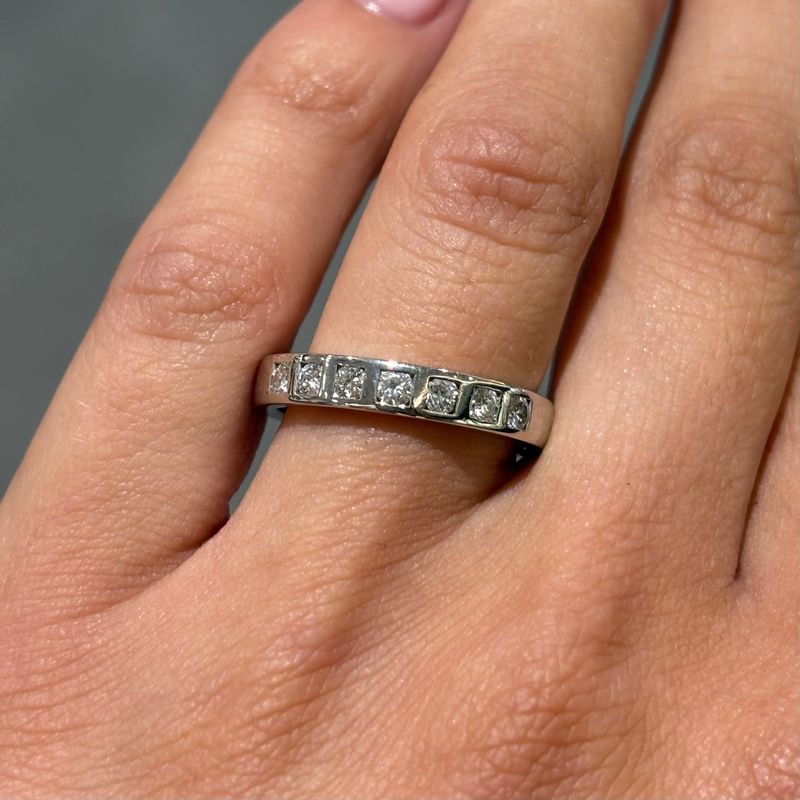Pre-Owned 18ct White Gold 0.42ct Diamond Set Band Ring Pre-Owned 18ct White Gold 0.42ct Diamond Set Band Ring