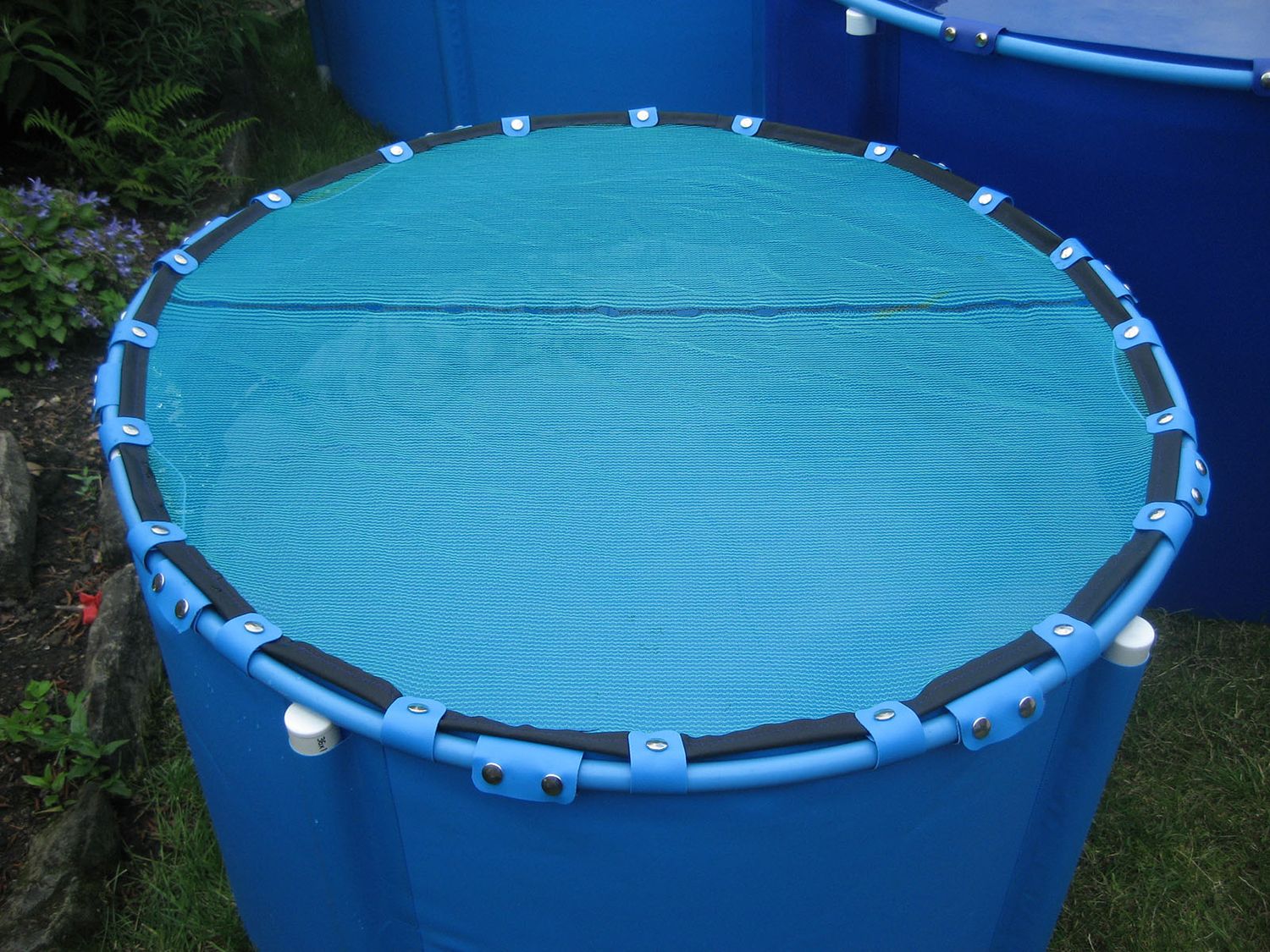 2.5 diameter pull over net cover
