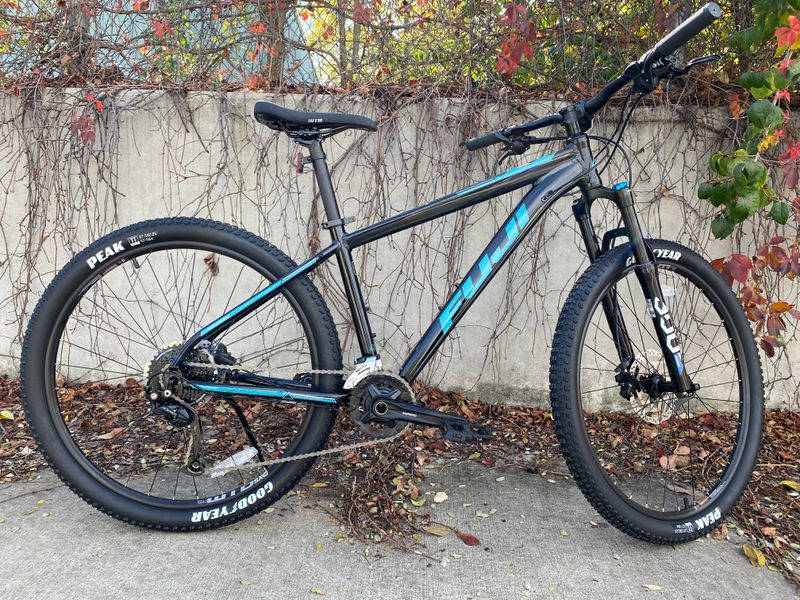 Fuji Nevada 1.5 M