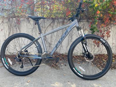 Fuji Nevada 1.9 M (gray)