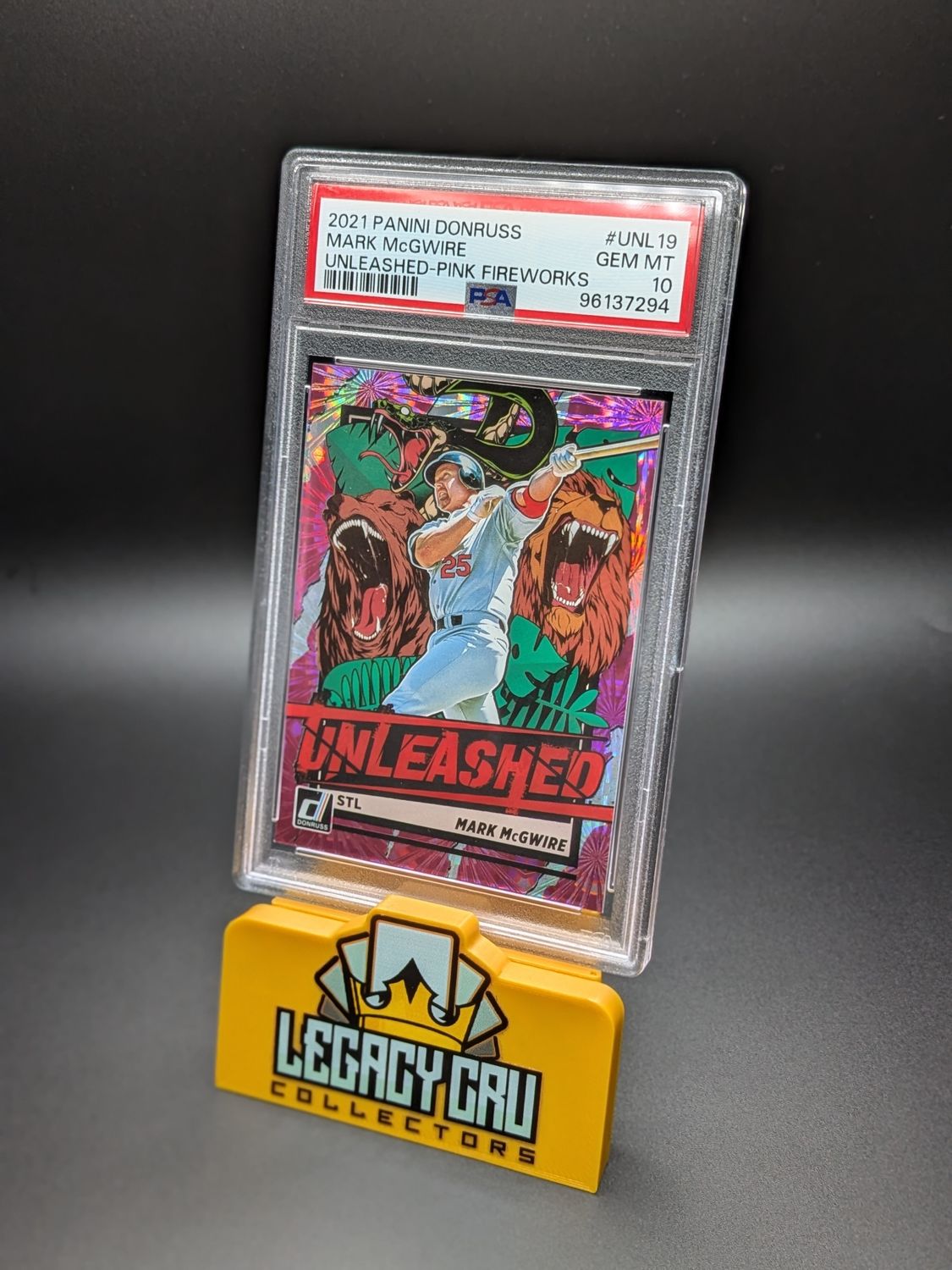 2021 Panini Donruss Unleashed #UNL19 Mark McGwire Unleashed-Pink Fireworks (POP 1)