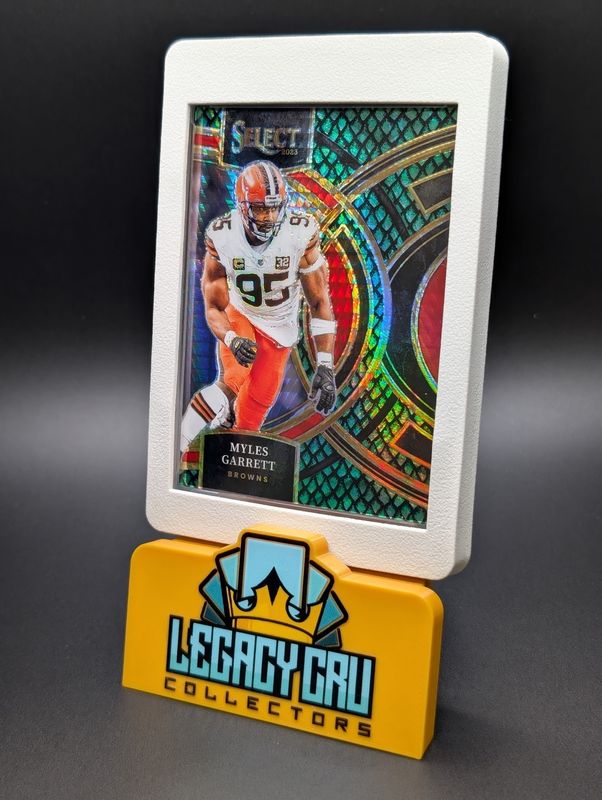 2023 Panini Select Myles Garrett Dragon Scale Prizms /70