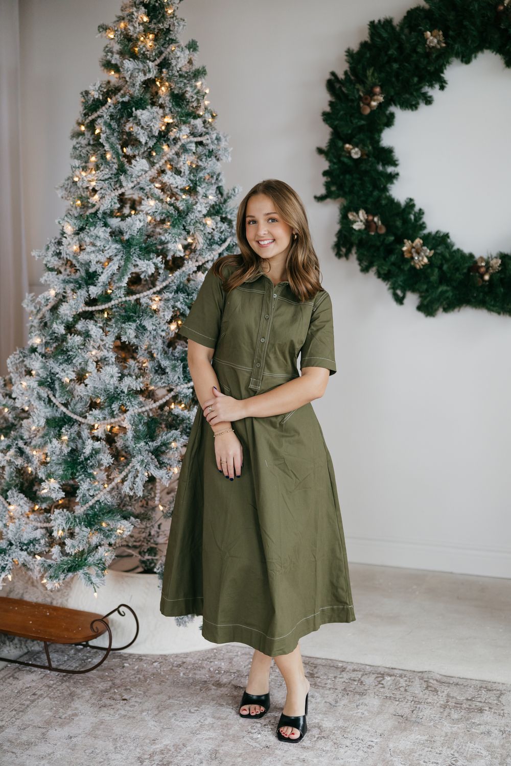 Short Sleeve Tiered Midi Dress