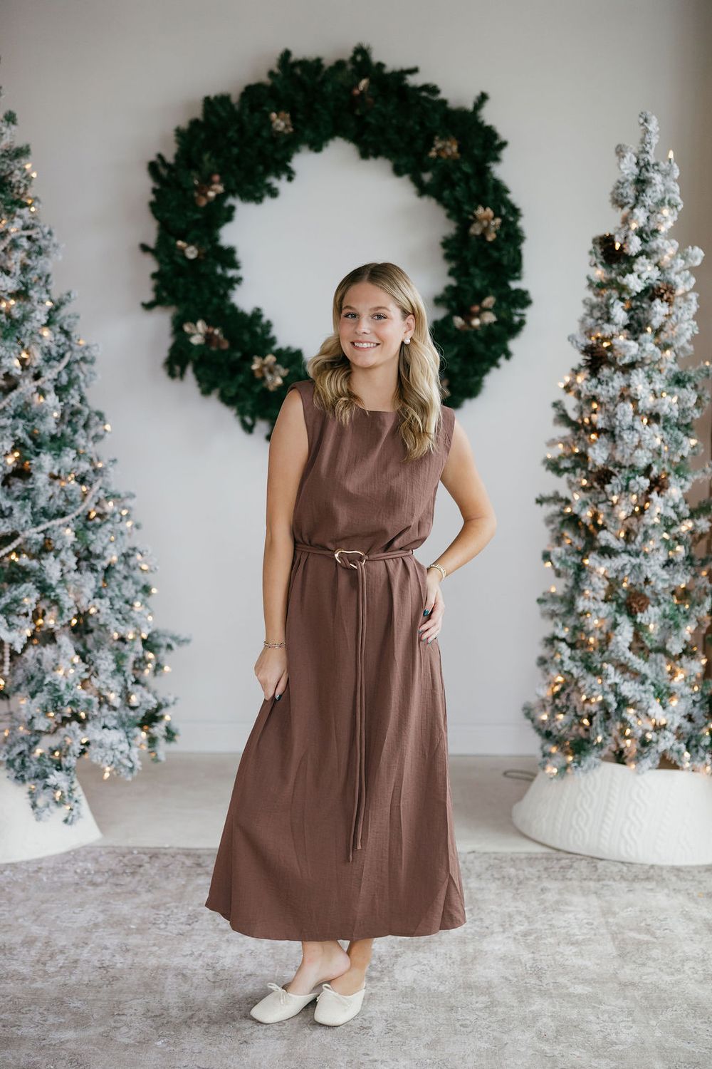 Linen Sleeveless Midi W/ Gold Accent Belt