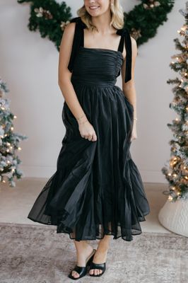 Tulle Ruched Velvet Strap Midi Dress