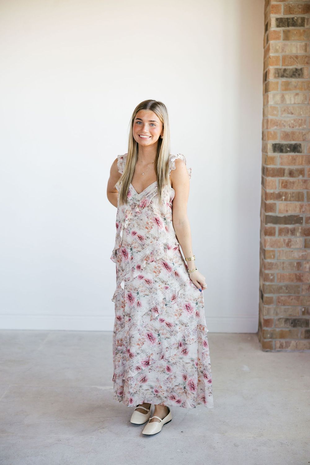 Tiered Floral Maxi W/ Lace Detail