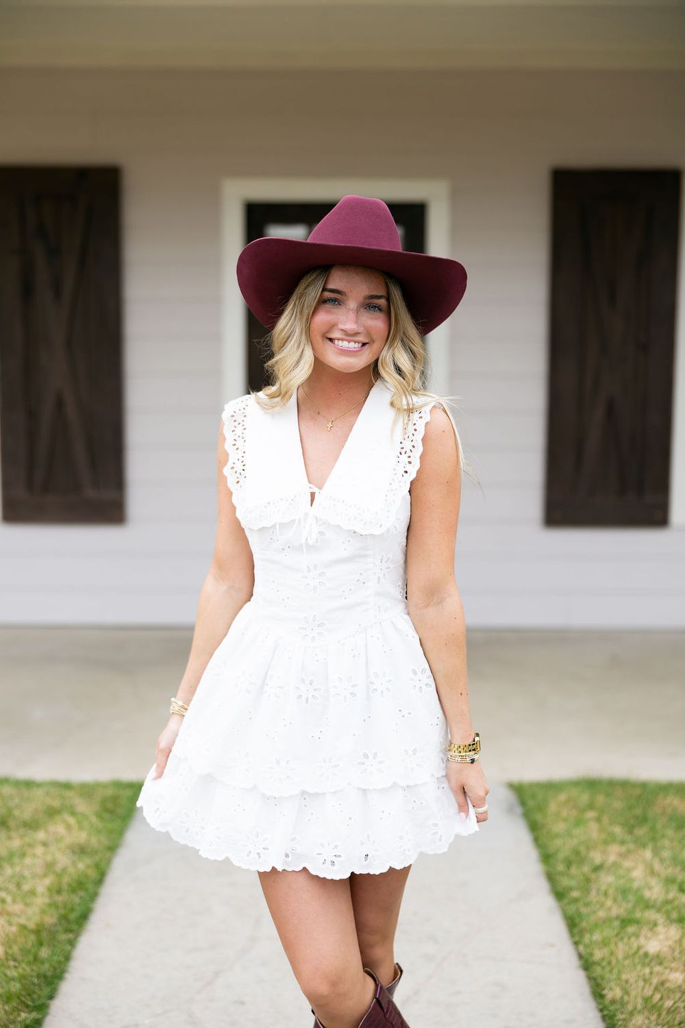 Sleeveless V-Neck Peter Pan Collar Eyelet Mini