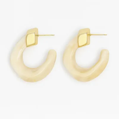 Kaia Hoops