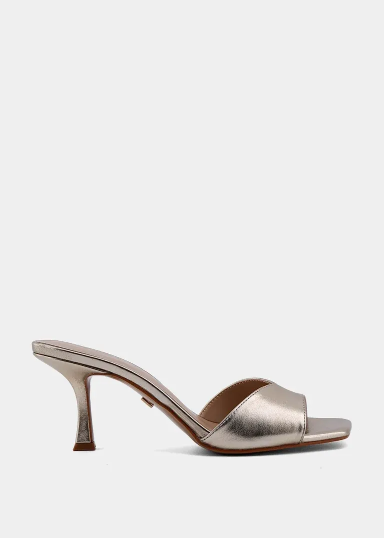 Holiday Heel, Color: - Gold, Size: - 6