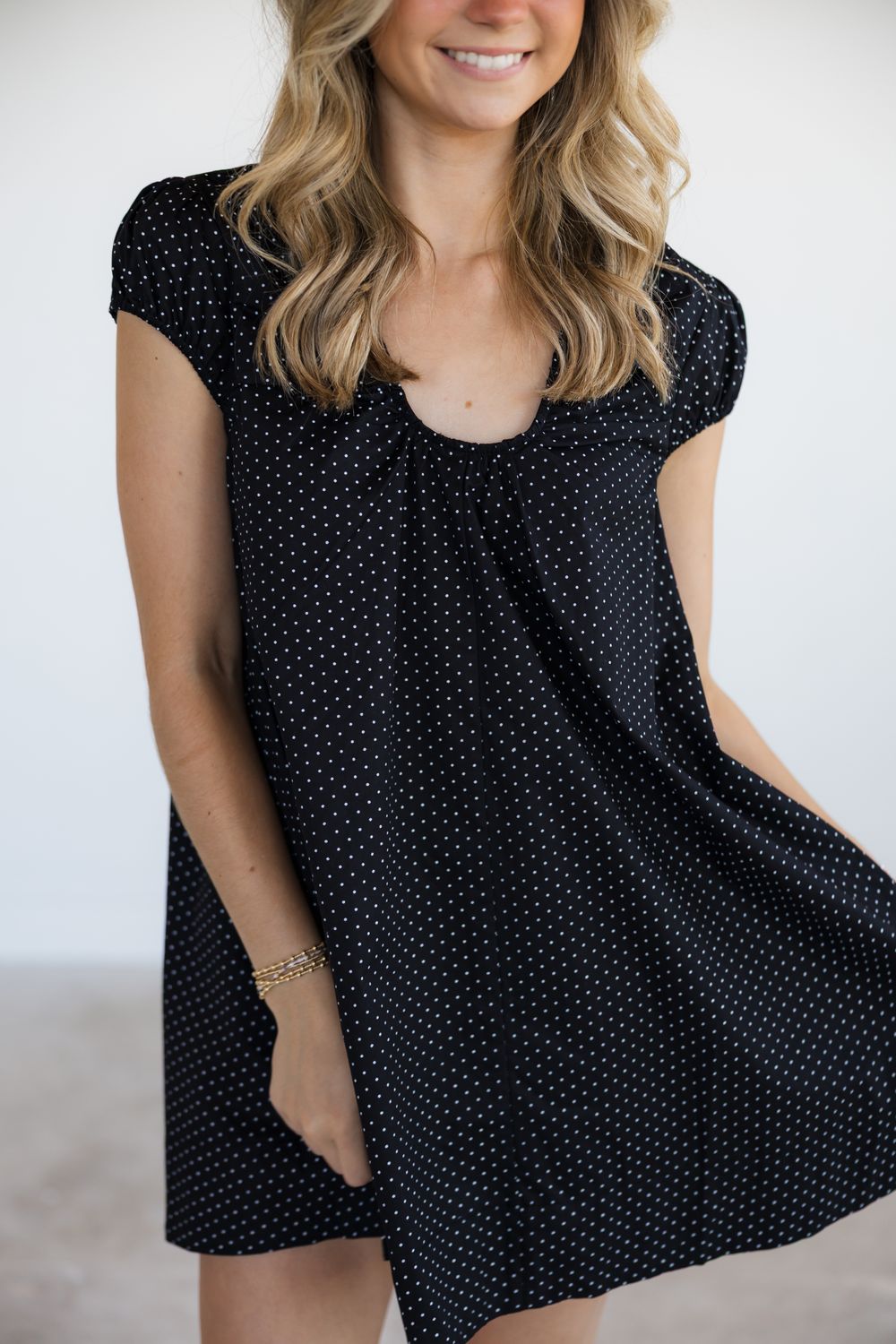 U-Neck Puff Sleeve Swing Mini Dress, Color: - Black Dot, Size: - S