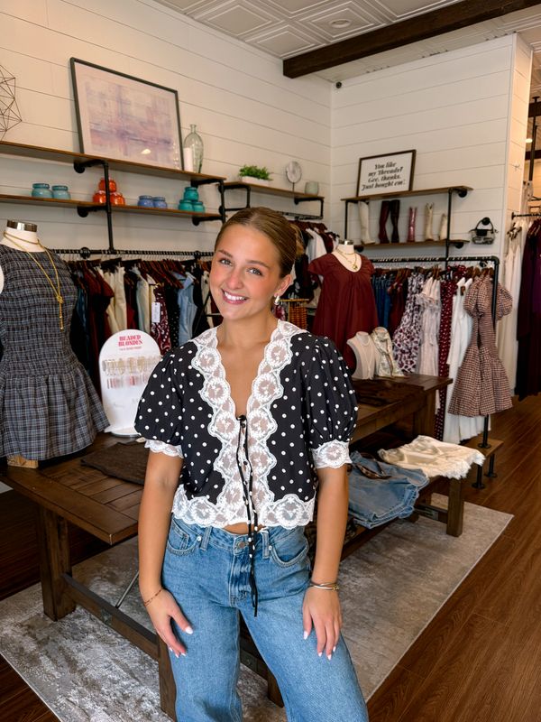 Polka Dot Lace Trim Cropped Blouse