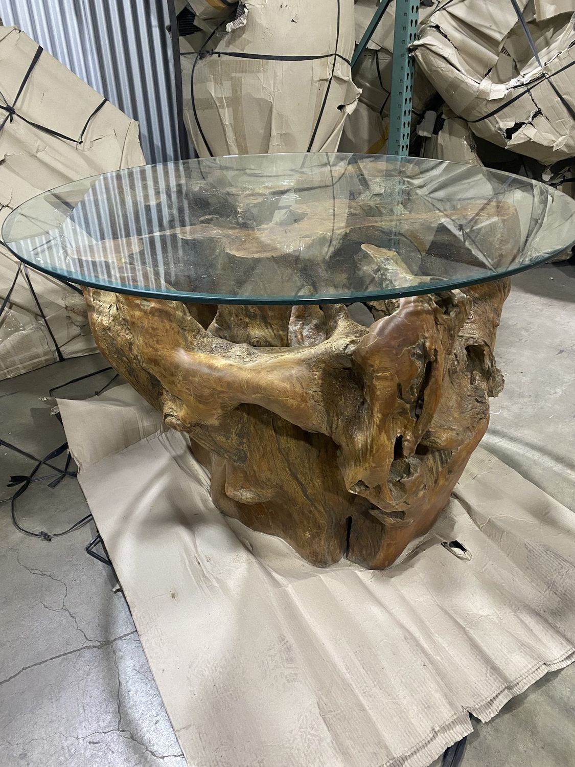 Teakroot Round Table with glass top