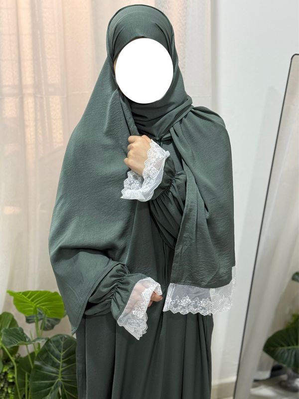 ثوب صلاة اخضر