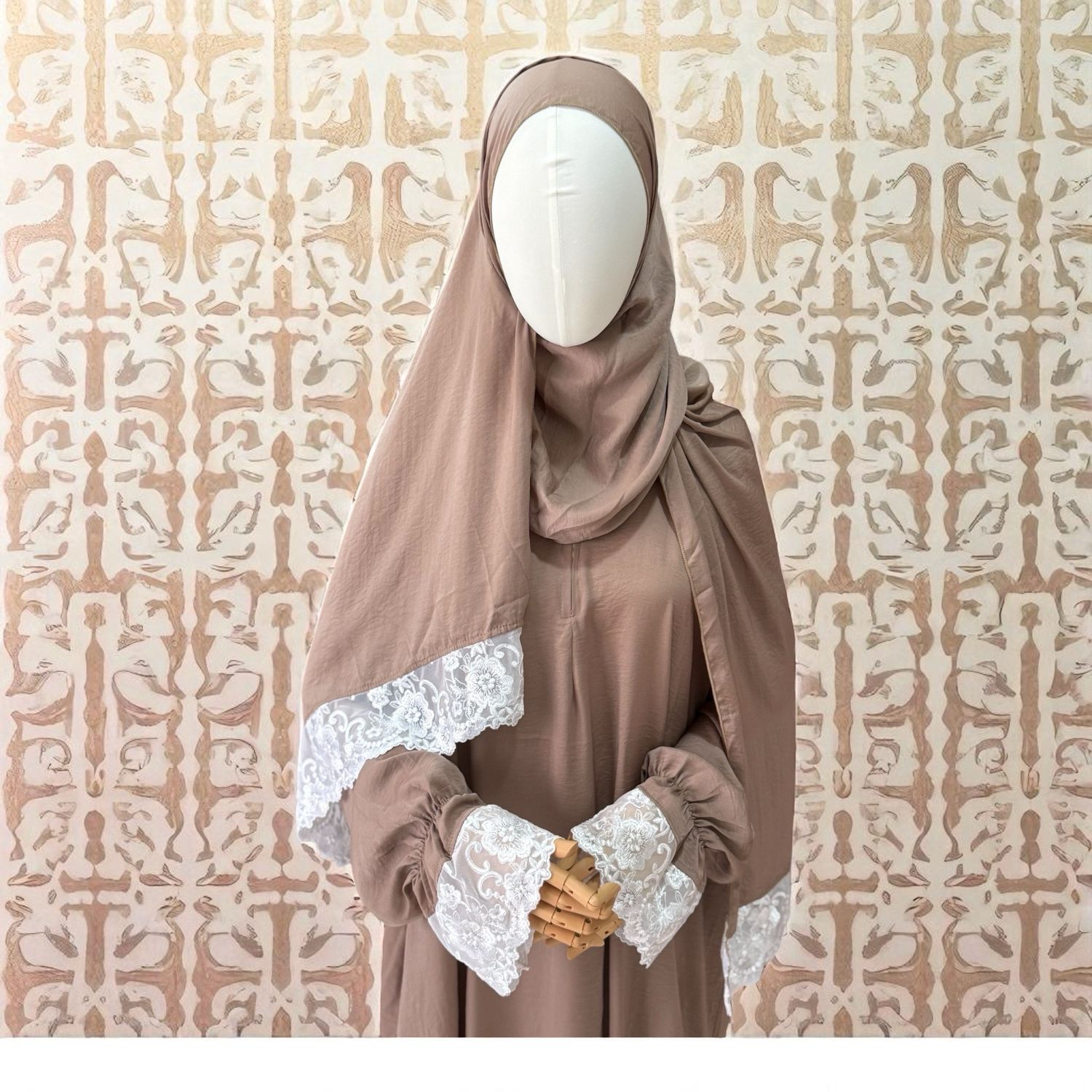 لون بيج غامق