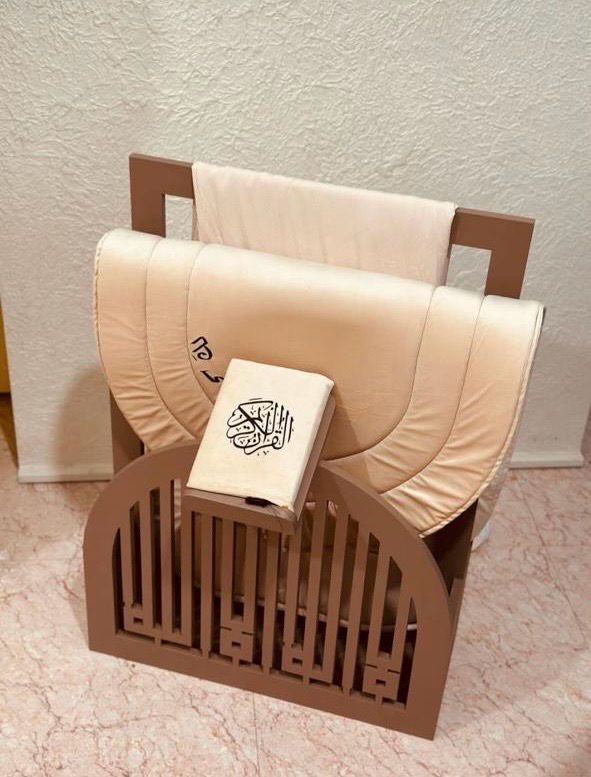 ستاند طقم بني