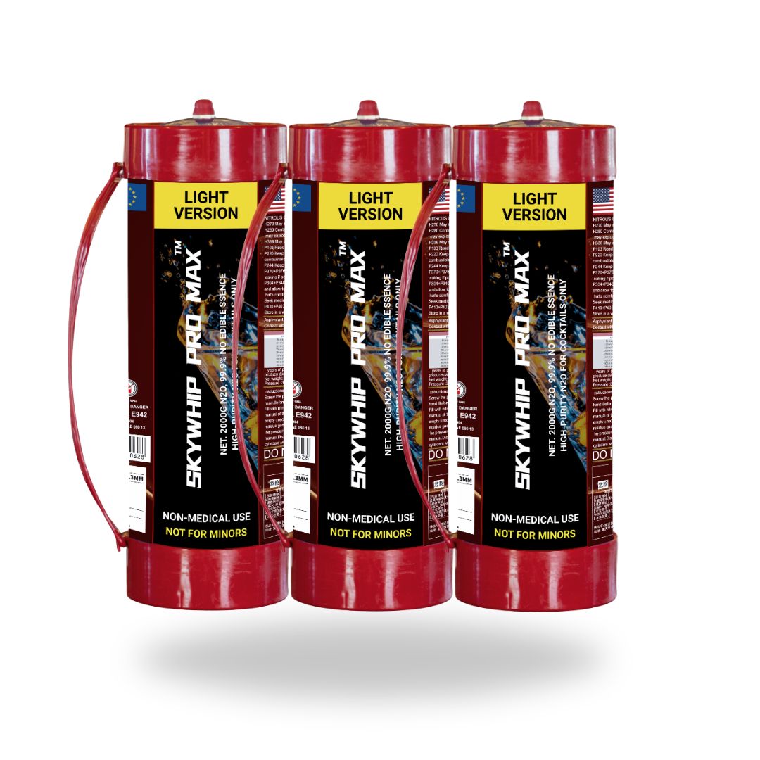 ONLY FOR WEEKEND!!!!!!!  SKYWHIP Pro Max Light Version 3.3L x 3 Cream Chargers