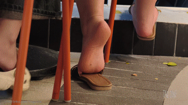 Crocs Teaser
