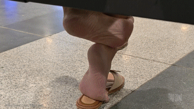 Indonesian Soles: Active Foot Rubbing