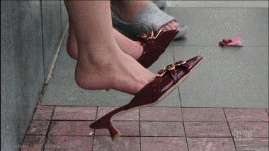 Marina Bay Shoe Dangler