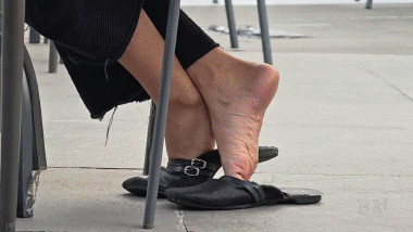 Islamic Dirty Sole Shoe Player