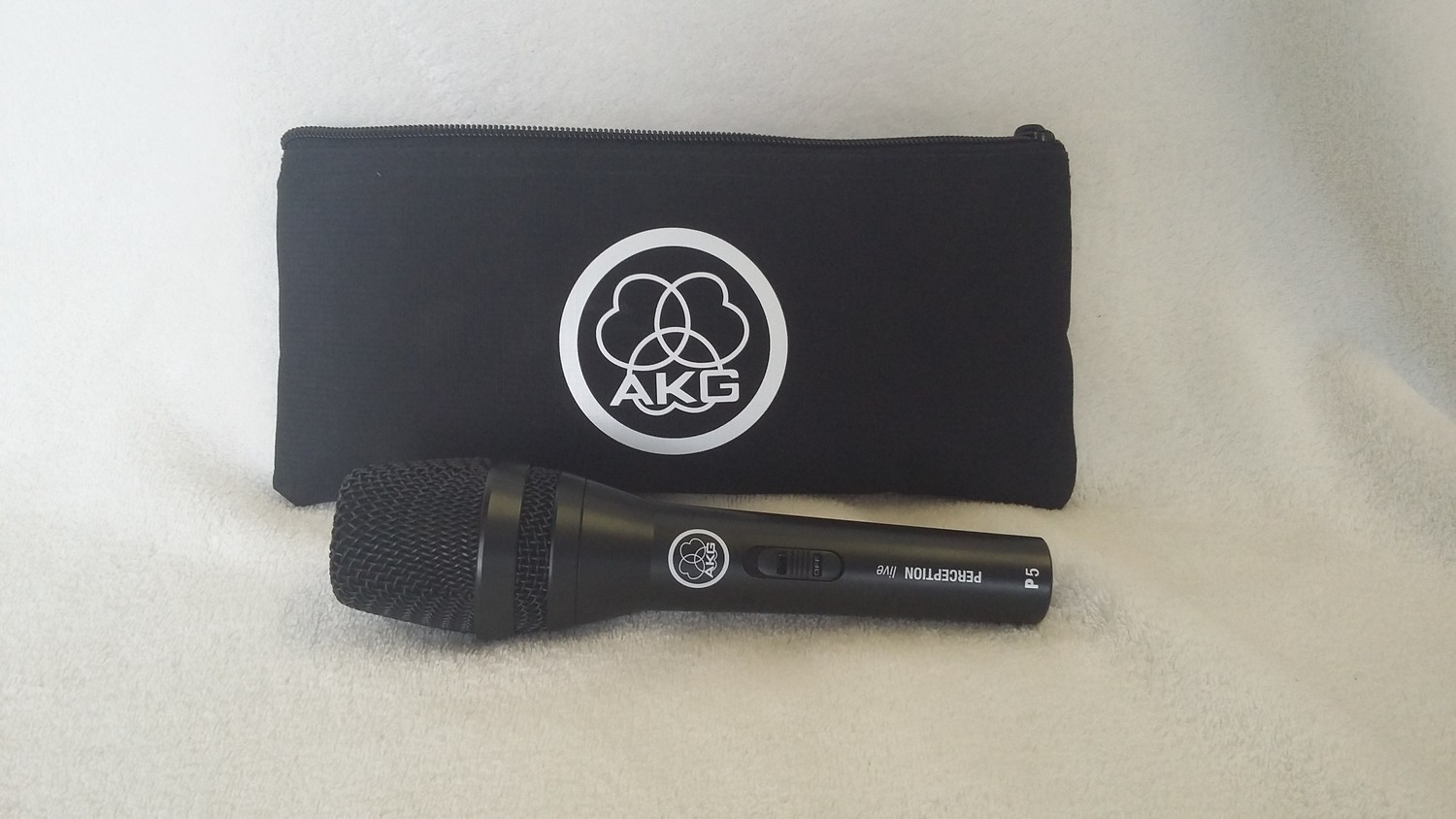 AKG Perception Live P5s