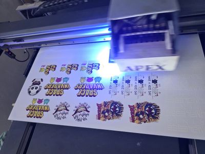 LAMINA DE DTF UV 60 X 30 CM LAMINA DE DTF UV 60 X 30 CM