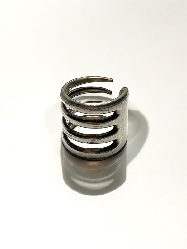4-Pronged Fork Ring