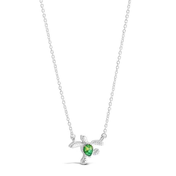 Dune Delicate Turtle Necklace with Conch Shell