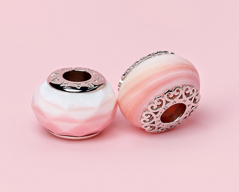 Queen Conch/SS &quot;Bahamas&quot; Roundell Charm with Filigree
