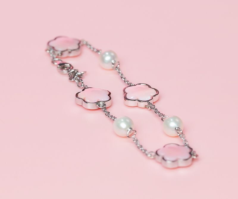 Queen Conch/SS Clover &amp; FWP Single Strand Bracelet