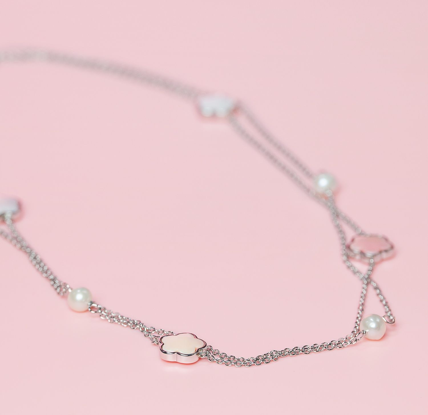 Queen Conch/SS Clover w. FWP Double Strand Necklace