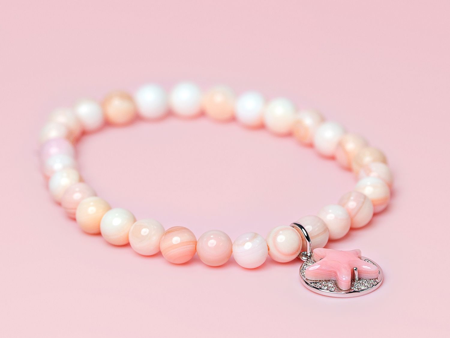 Queen Conch 7&quot; 6mm Bead Stretch Bracelet w. Starfish in CZ Circle Charm