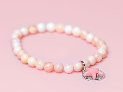 Queen Conch 7&quot; 6mm Bead Stretch Bracelet w. Starfish in CZ Circle Charm